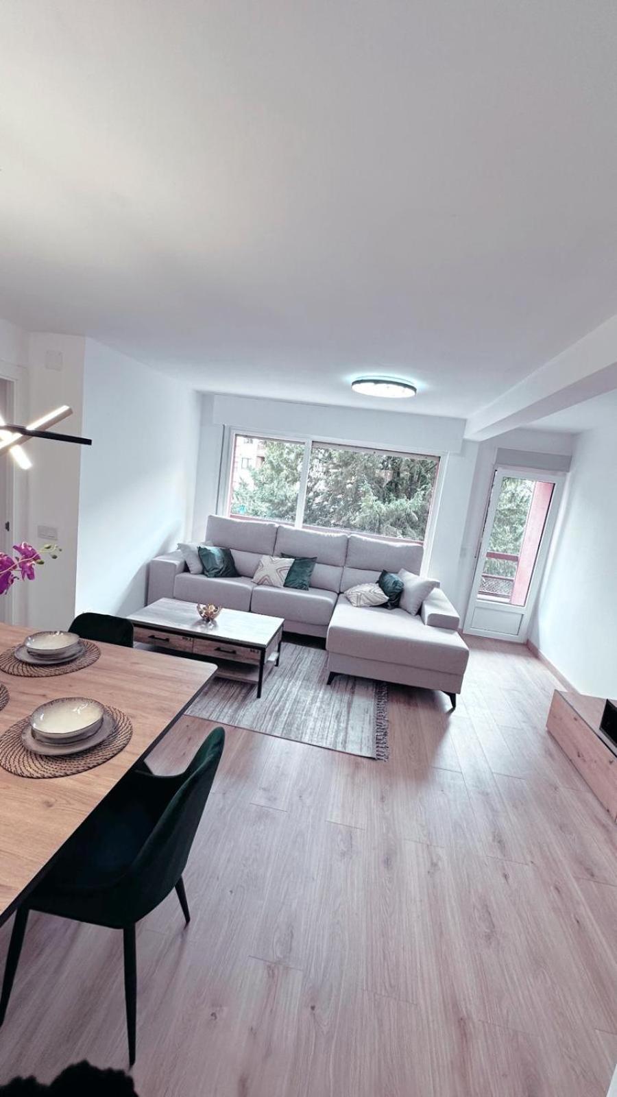 Dh Apartamento Turistico Onís Exteriör bild