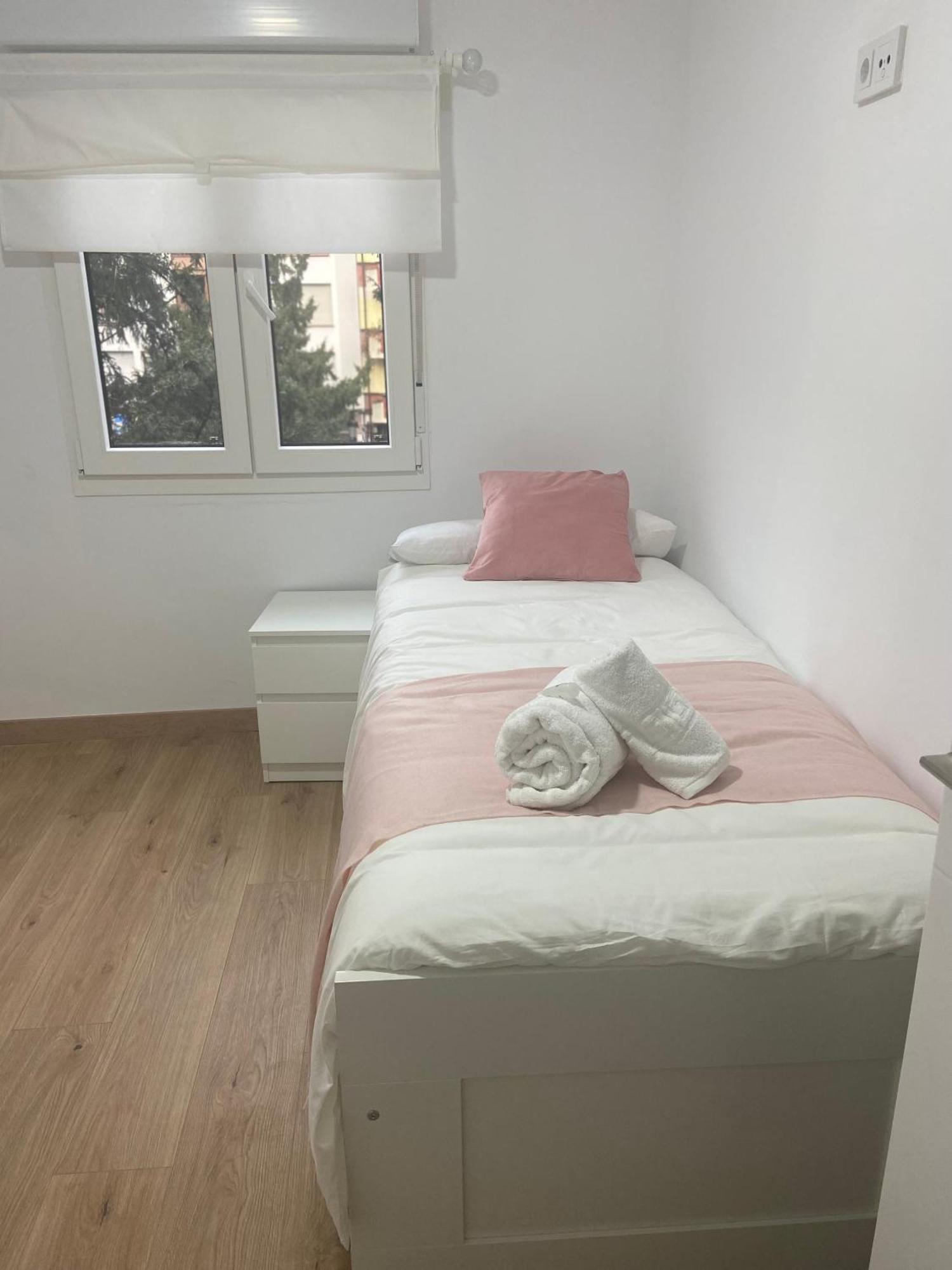 Dh Apartamento Turistico Onís Exteriör bild