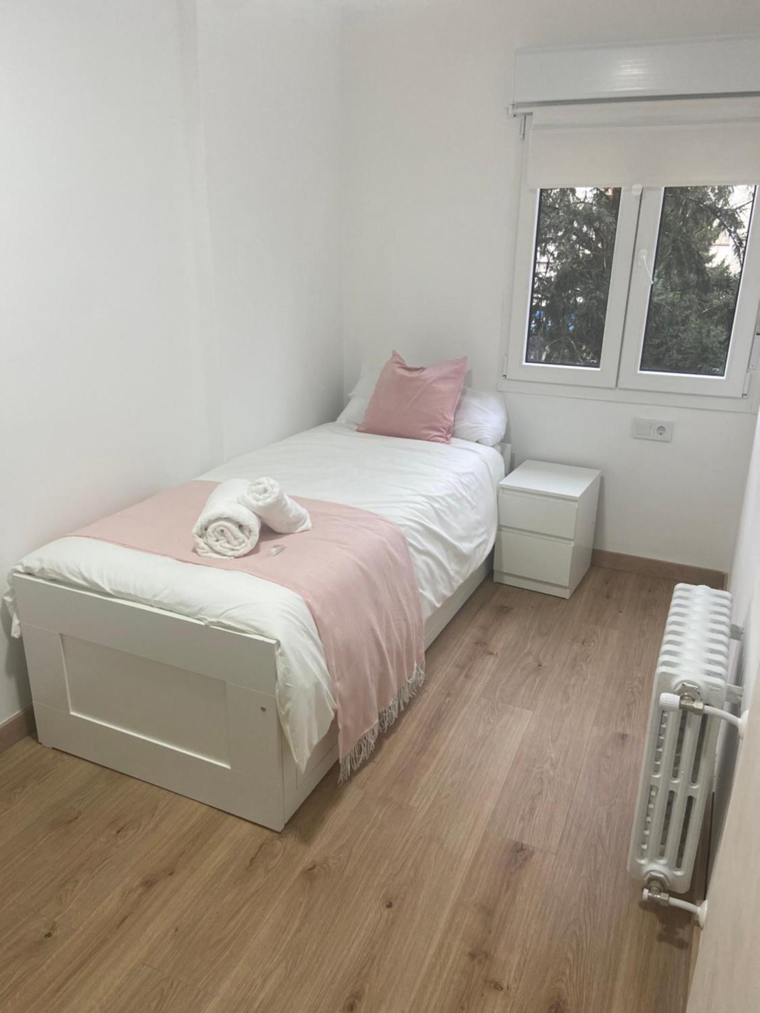 Dh Apartamento Turistico Onís Exteriör bild